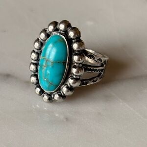Navajo ♥️ Vintage Sterling Silver & Turquoise Ring!
